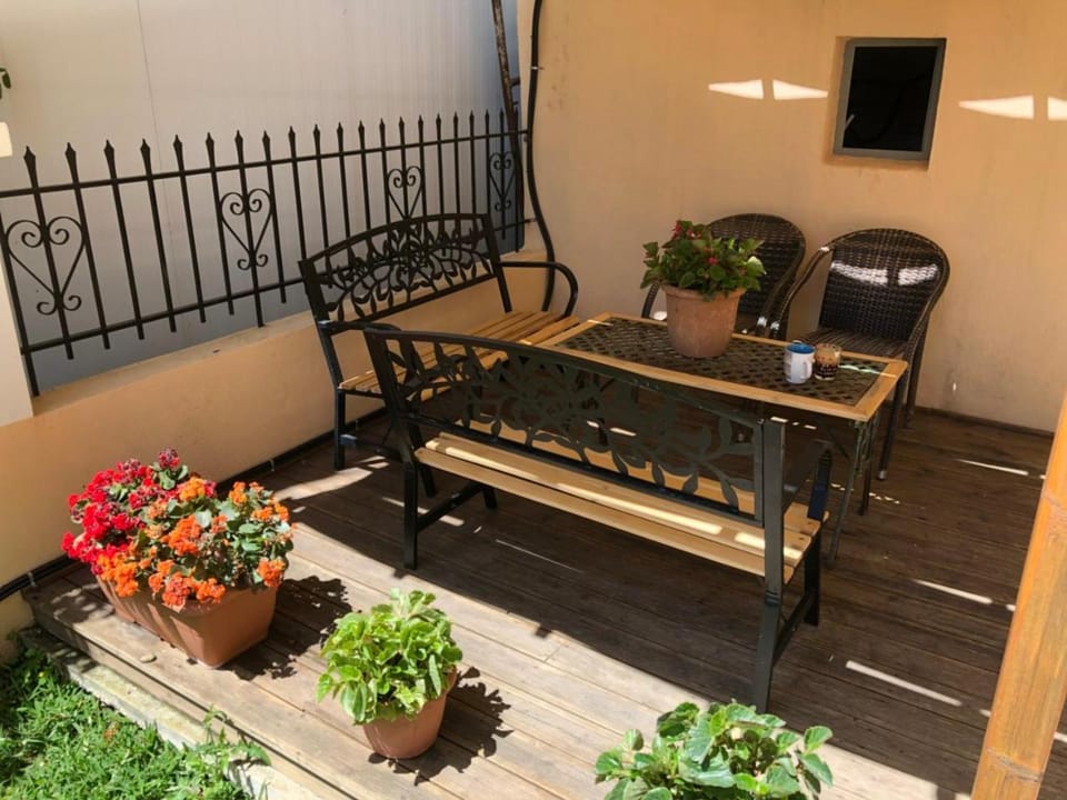 Artemis Apartments House in Lefkada