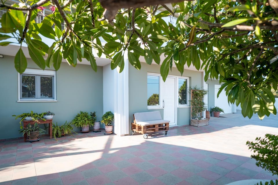 Inner courtyard view