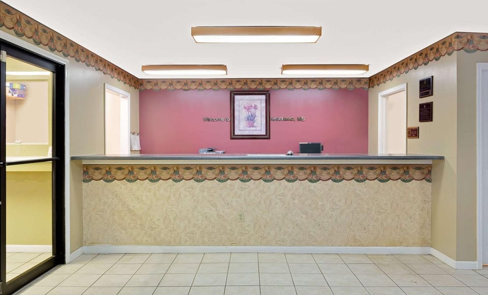Lobby or reception, On site