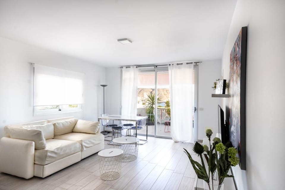View (from property/room), Seating area, Sea view