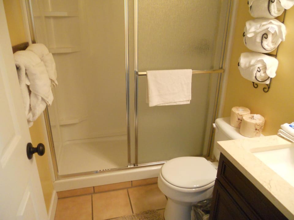 Oak Square 201 Apartment in Gatlinburg