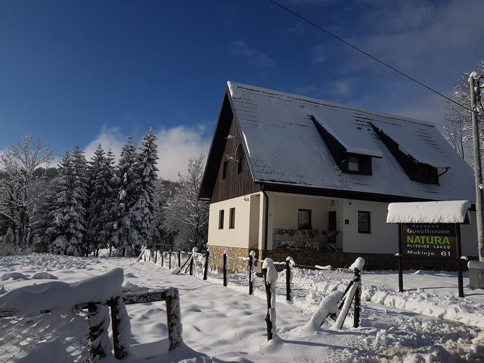 Natura Plitvice Lakes Bed and Breakfast in Jezerce