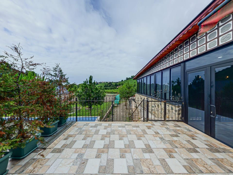 Day, View (from property/room), Balcony/Terrace, Garden view