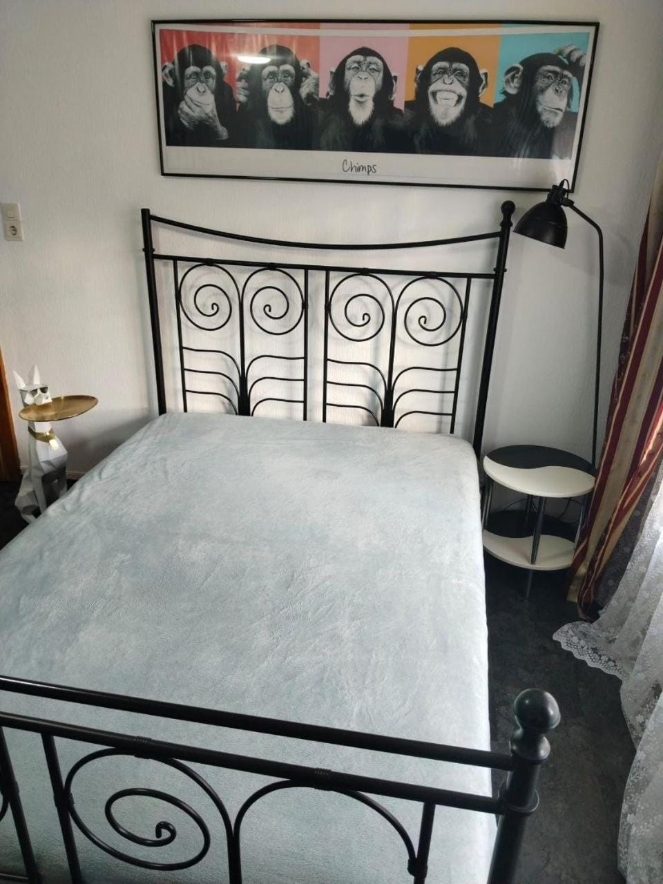 Bed, Photo of the whole room, Bedroom, Family, Quiet street view
