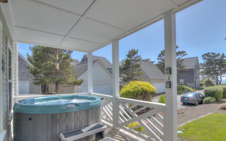 Dolce Vita House in Lincoln Beach