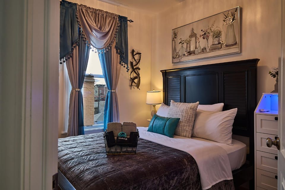 Top Floor with Skylight Brooklyn Vacation rental in Brooklyn