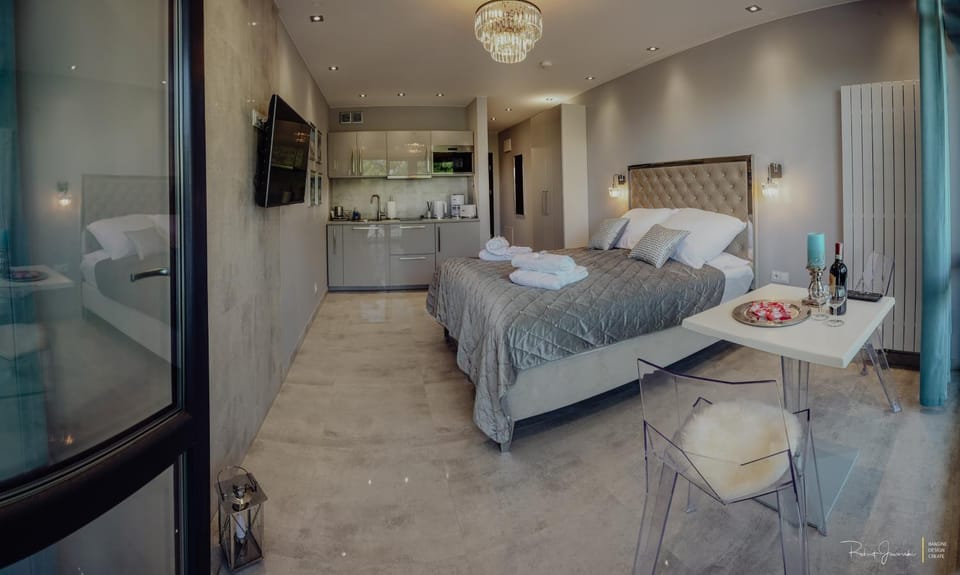 Apartament Silence Triventi Cristal Apartment in Lower Silesian Voivodeship