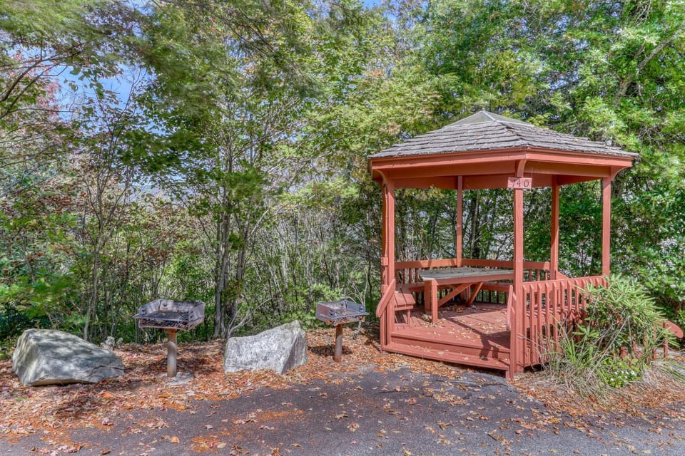 Crest 100D Apartment in Sugar Mountain