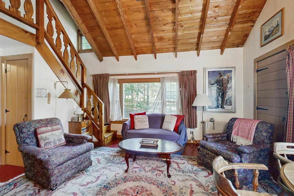 Emmon's Mittersill Village Chalet House in Franconia