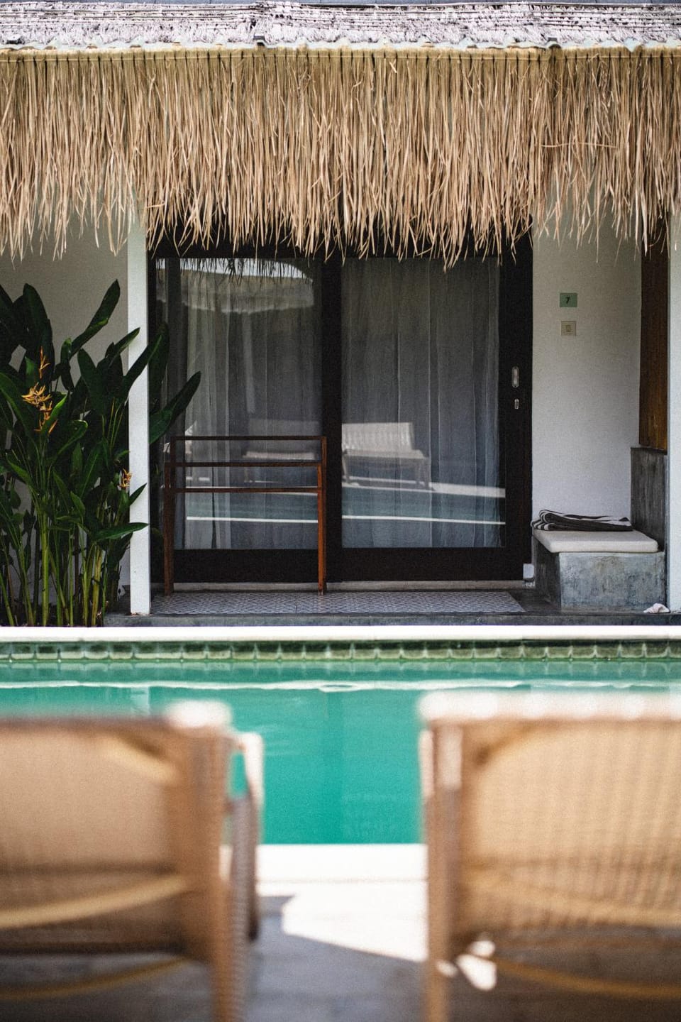 Swimming pool, sunbed