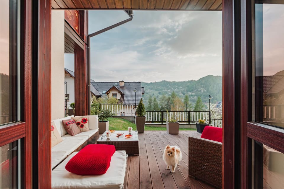 Garden, Coffee/tea facilities, View (from property/room), Balcony/Terrace, Other, Photo of the whole room, Decorative detail, Seating area, On site, Mountain view, Area and facilities