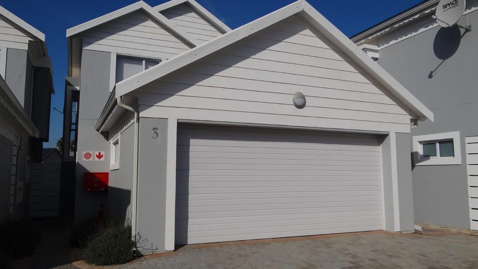 Waterside Living CAN05 Apartment in Eastern Cape