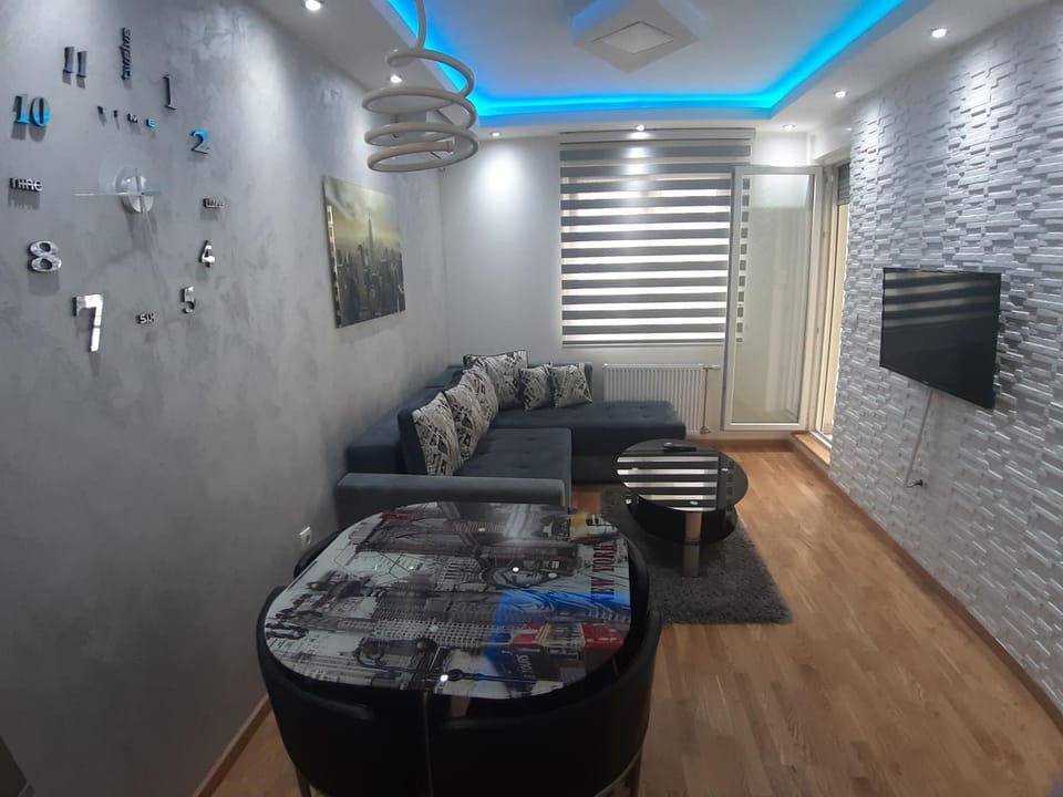 City Lux Free Garage Apartment in Novi Sad