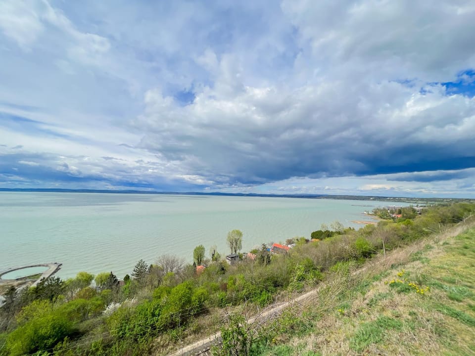 Nearby landmark, Day, Natural landscape, Lake view