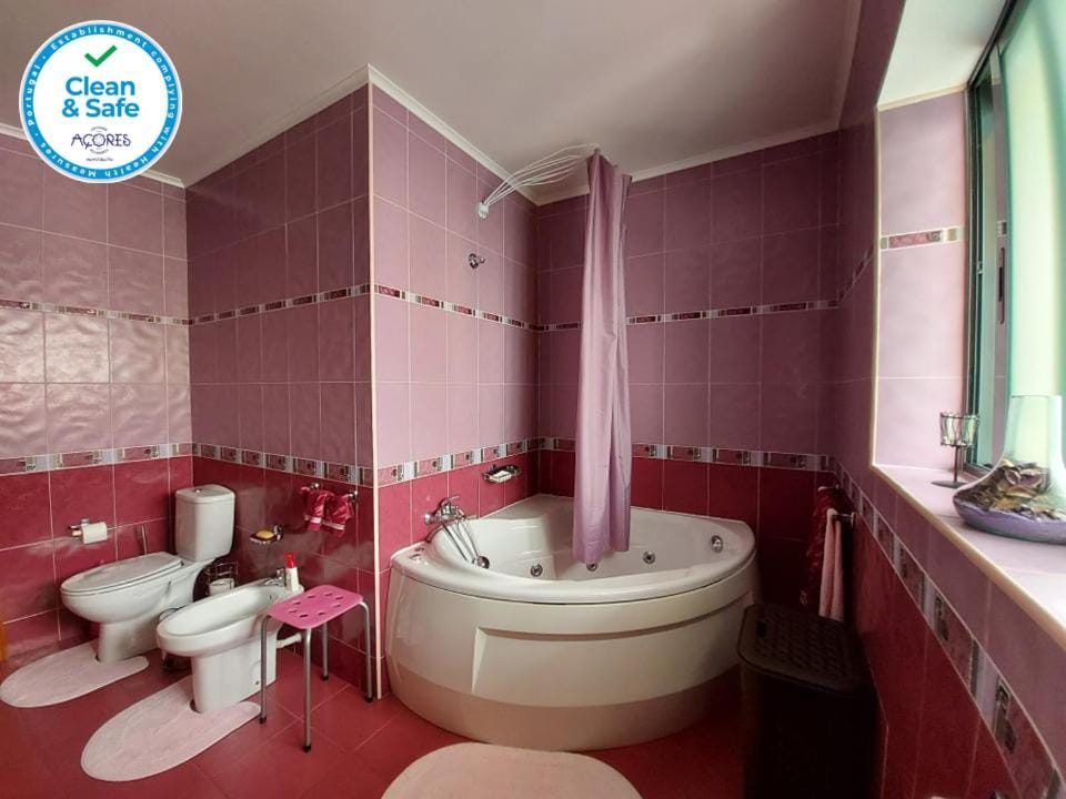 Bathroom, Bath