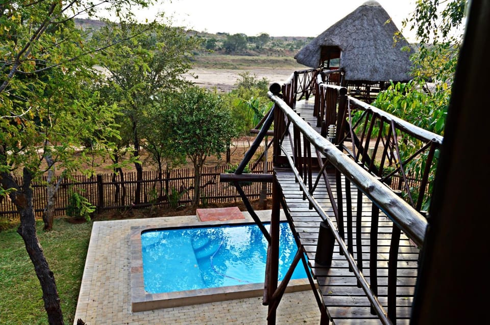 Natural landscape, Garden view, Pool view, River view, Street view, Swimming pool, Swimming pool, Quiet street view