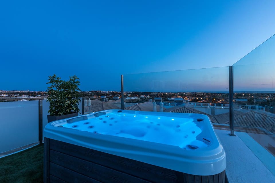 Hot Tub, Balcony/Terrace, Spa and wellness centre/facilities, Sunset