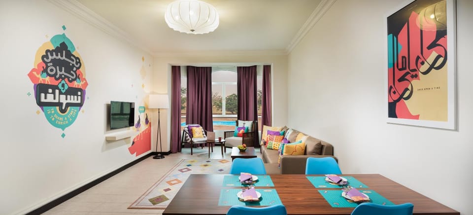 Property building, TV and multimedia, Balcony/Terrace, Other, Photo of the whole room, Seating area, Floor plan, Dining area, Pool view