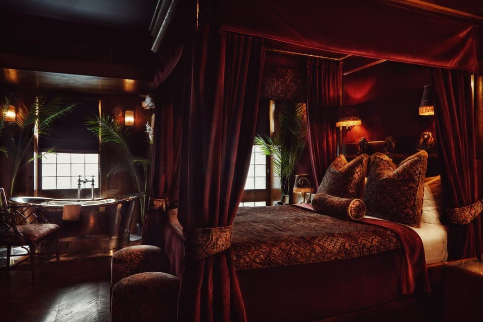 Bed, Photo of the whole room, Seating area, Bedroom, Bath