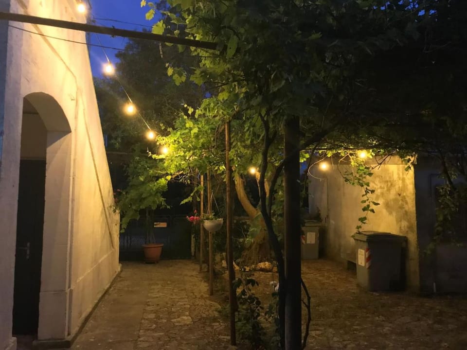 Il Paradiso dei nidi House in Province of Taranto