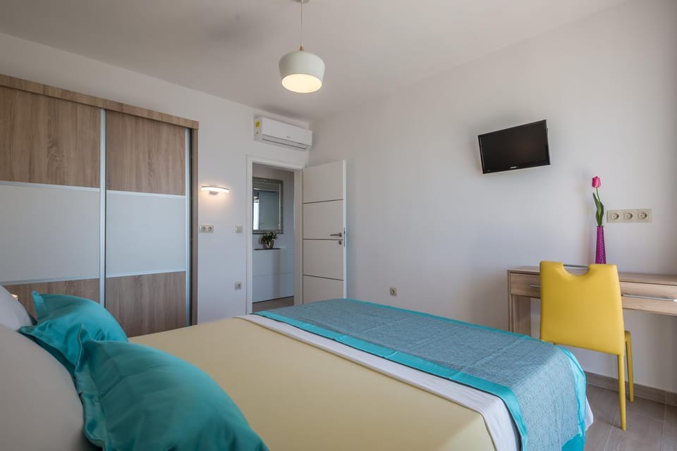 TV and multimedia, Bedroom