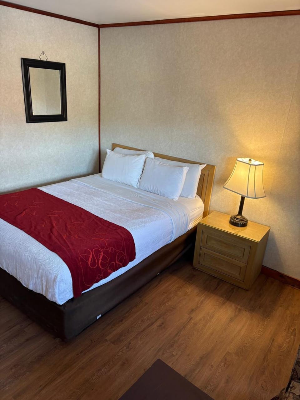 Studio 6 Lake George NY Adirondacks Motel in Queensbury