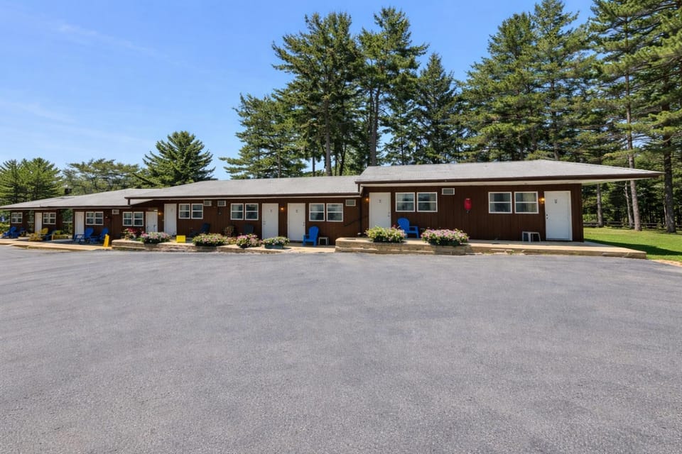 Property building, Parking