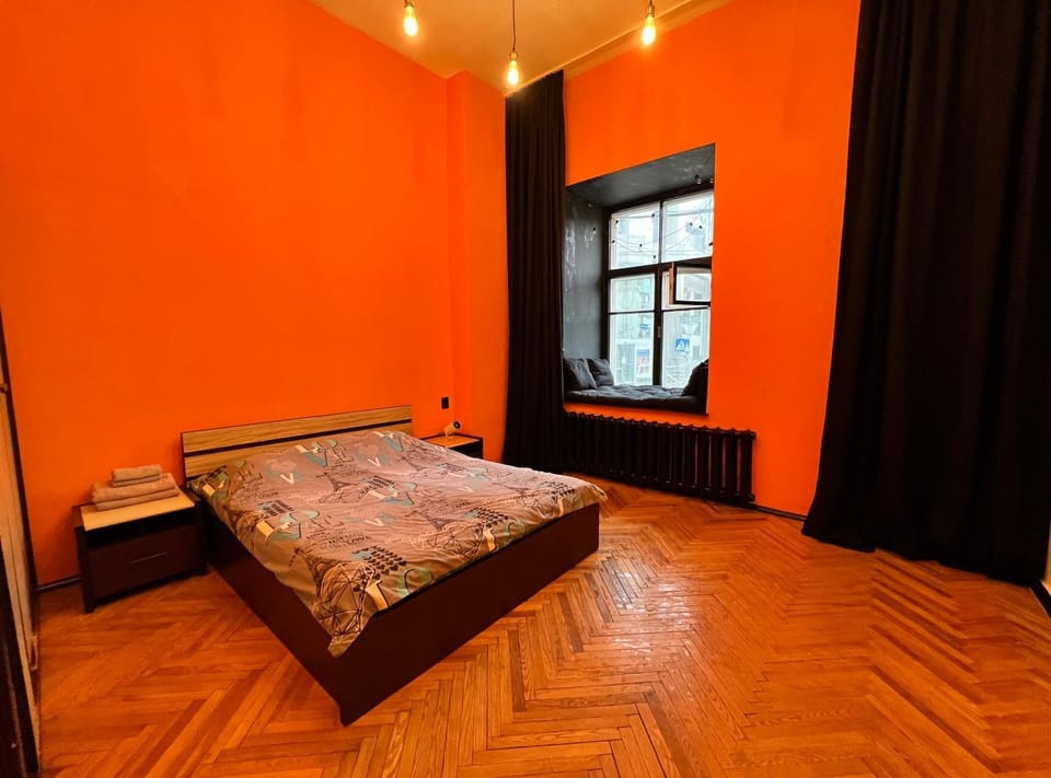 Bed, Photo of the whole room, Bedroom