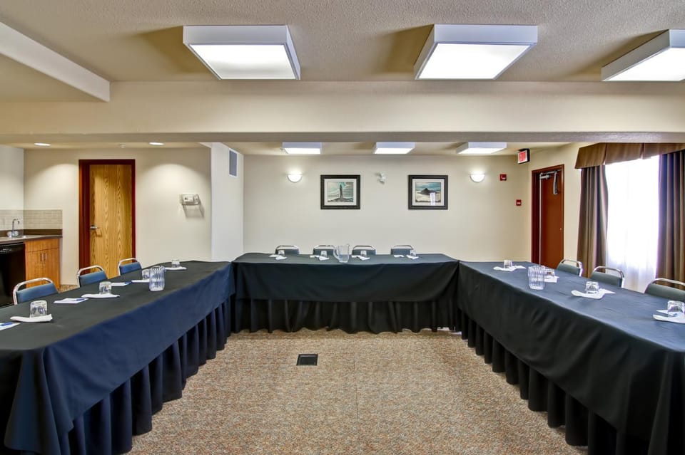 Meeting/conference room