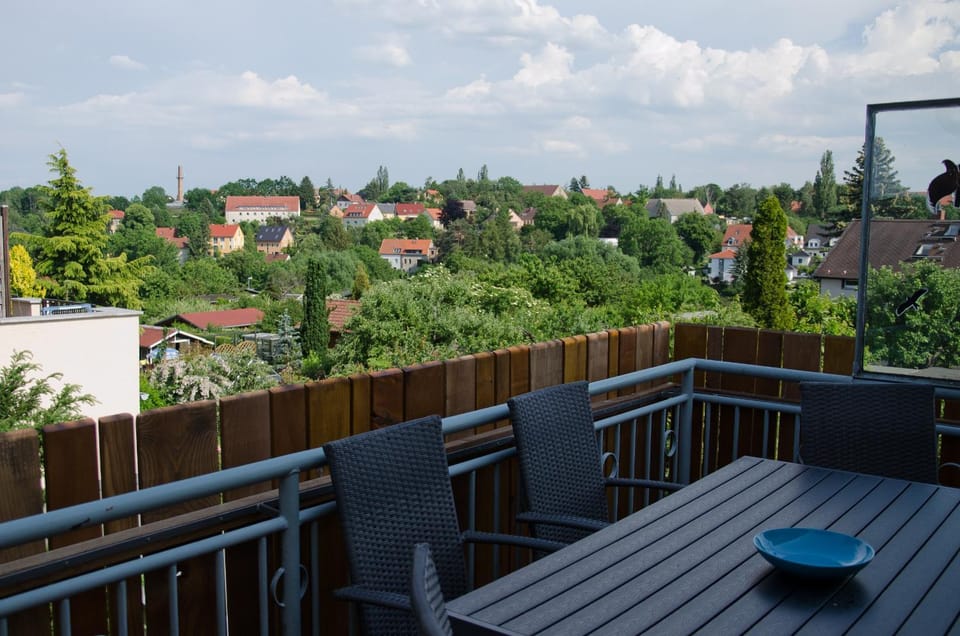 Balcony/Terrace, City view