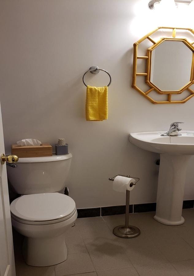 Toilet, Bathroom