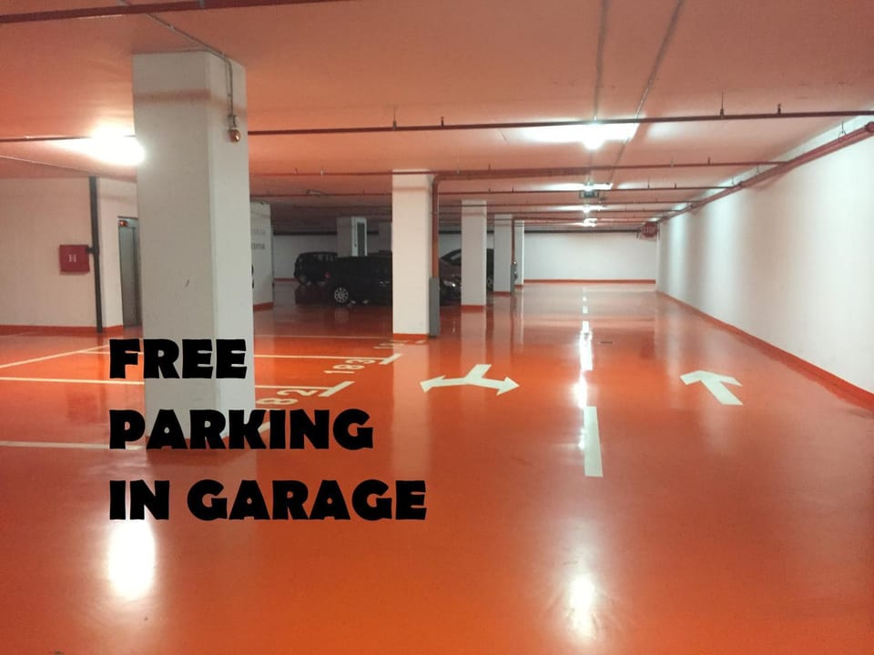 Studio Apartman KRILA WINGS- parking in garage Apartment in City of Zagreb