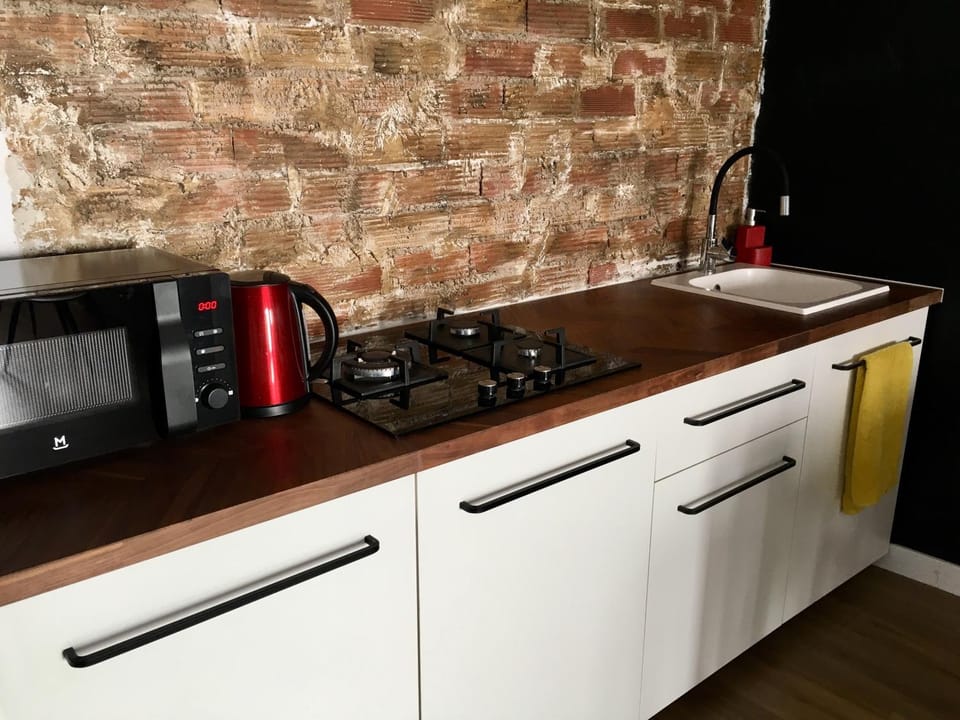 Coffee/tea facilities, Kitchen or kitchenette