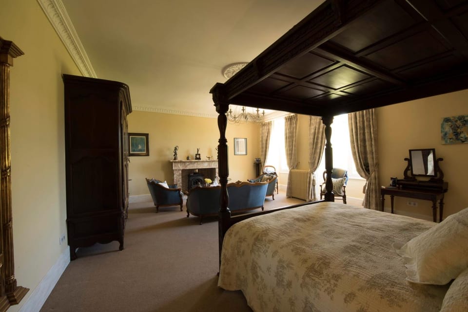 Château de Valette Bed and Breakfast in Nouvelle-Aquitaine