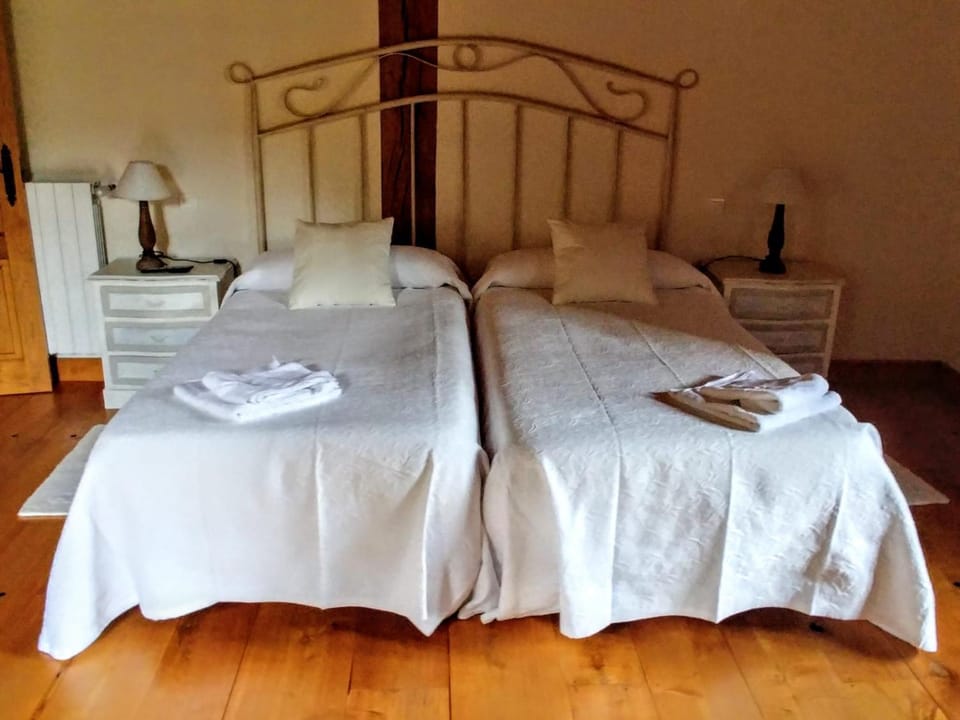 Trisileja en Novales Inn in Western coast of Cantabria