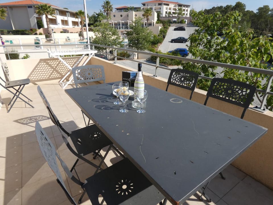 Day, View (from property/room), Balcony/Terrace, Dining area