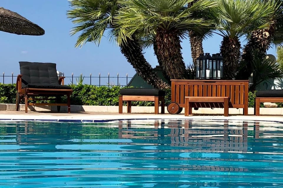 Swimming pool, Swimming pool