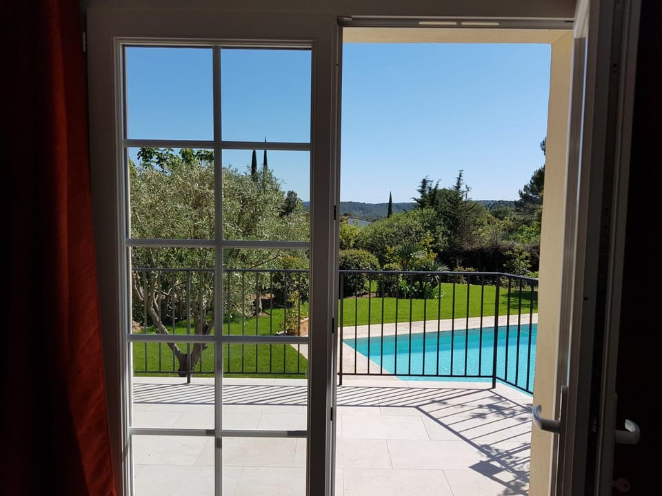 Azurea Bed and Breakfast in Valbonne