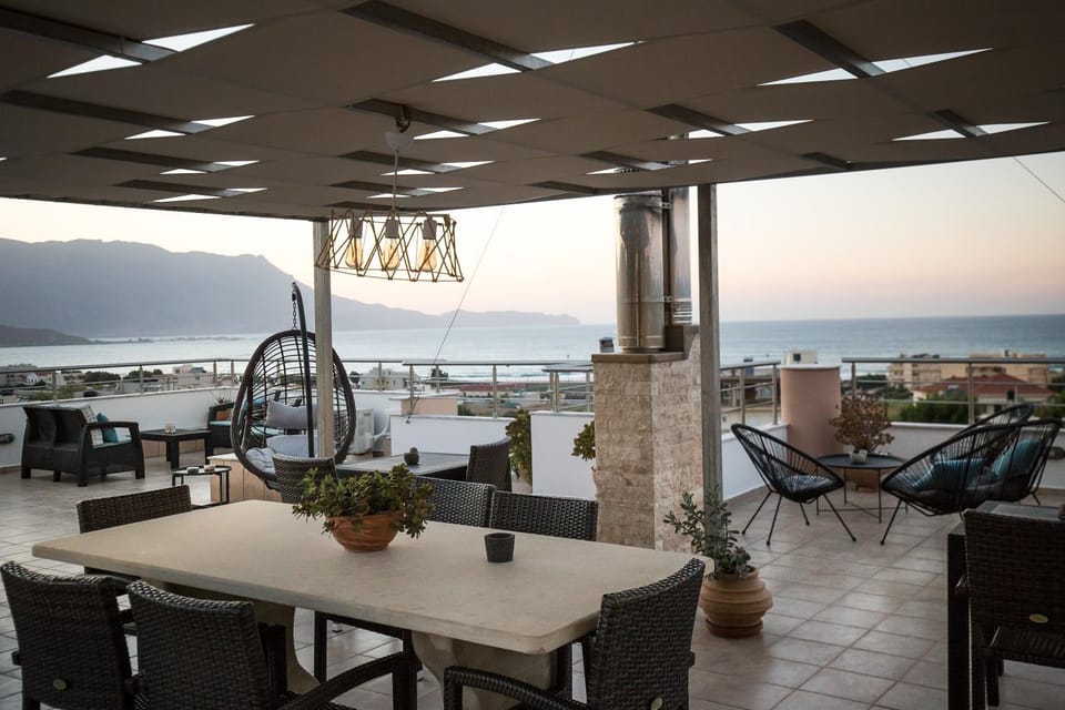 Balcony/Terrace, Seating area, Dining area, Sea view, Breakfast