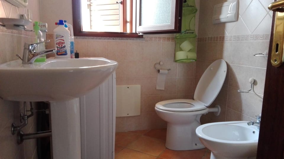 Toilet, Bathroom, bidet