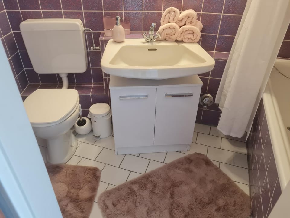 Ferienwohnung NABOO Apartment in Schleswig