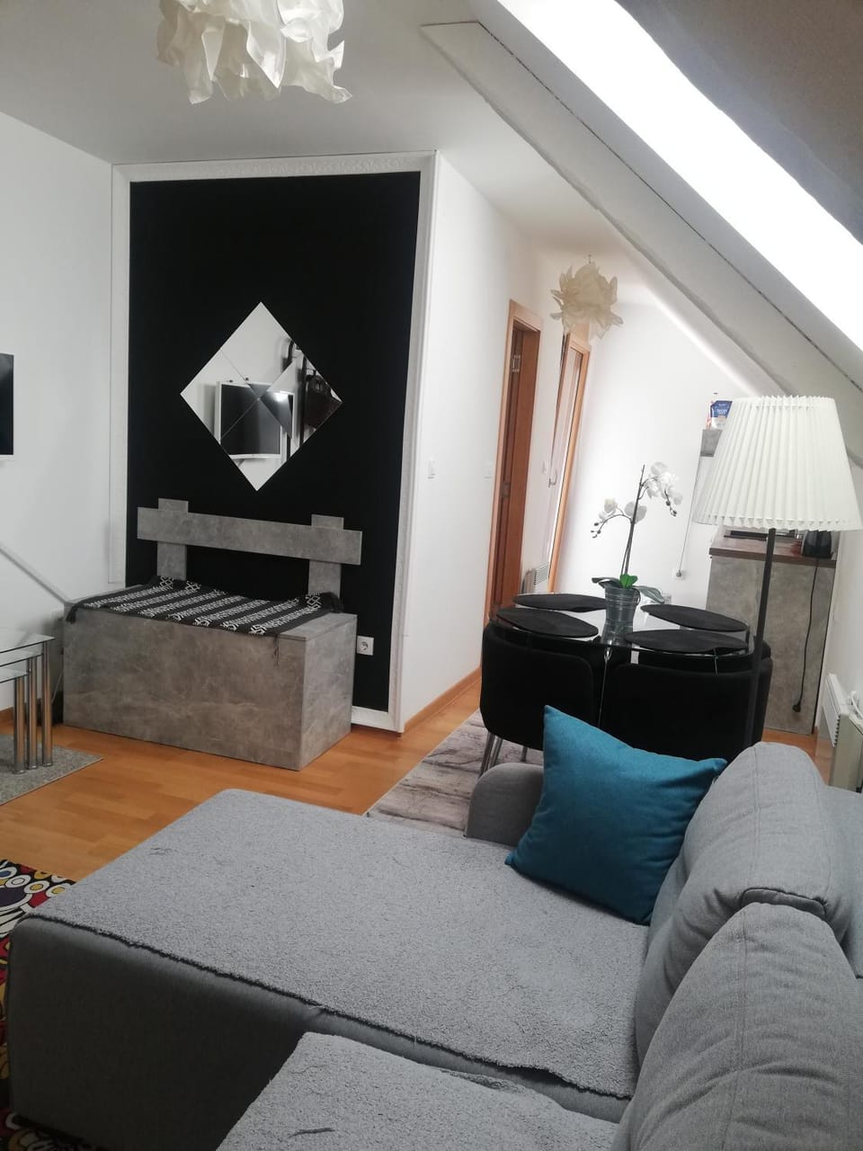 Living room, Seating area