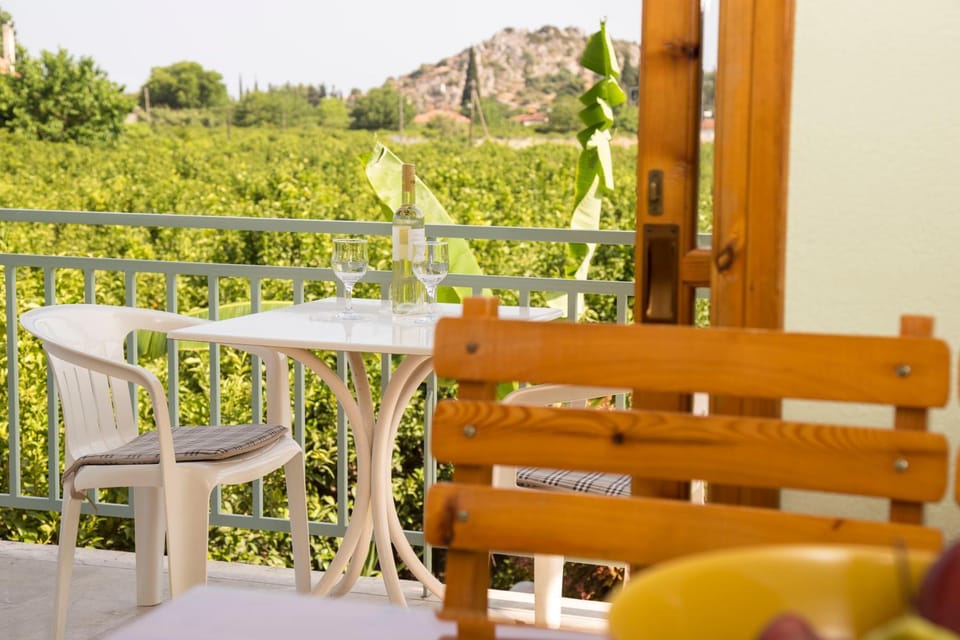 Ancient Assini Apartments Apartment hotel in Argolis, Greece