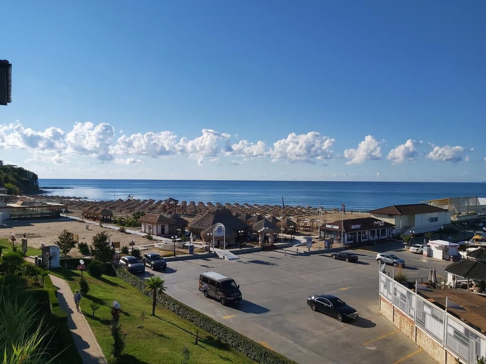 Sea Paradise Apartment in Burgas Province
