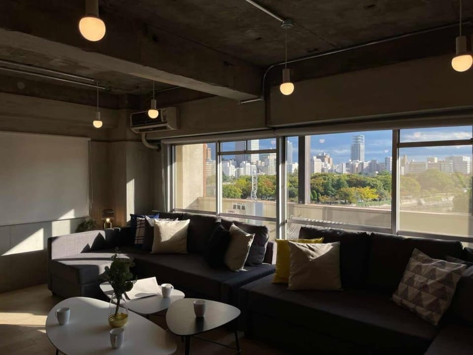 b hotel Dai3Himawari - 30 sec to PeacePark!! HUGE comfort house Up to 10p Apartment in Hiroshima