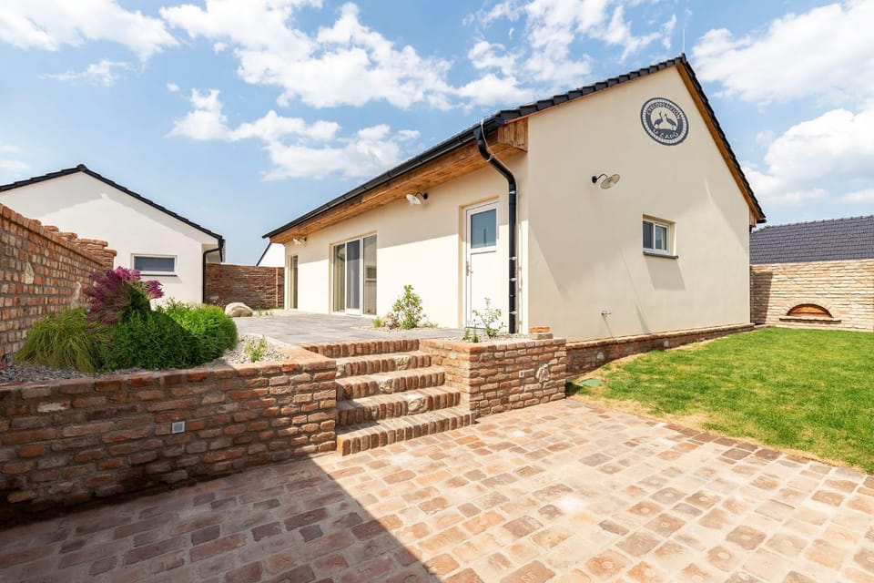 Cyklopenzion U Čápů Apartment in South Moravian Region