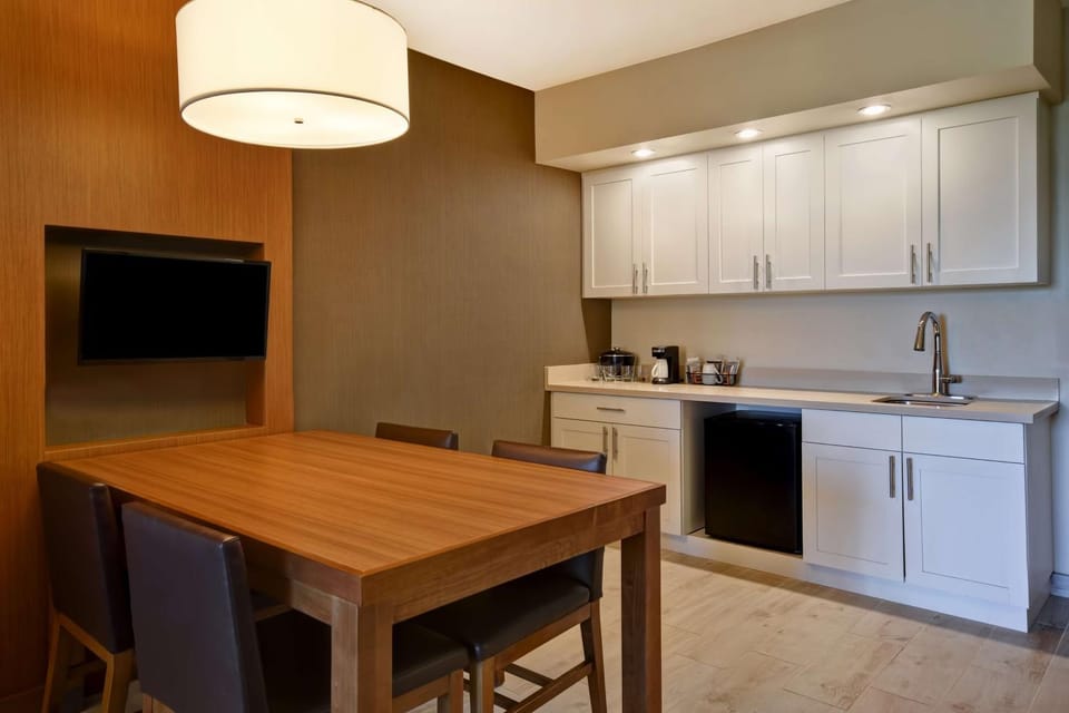 Photo of the whole room, On site