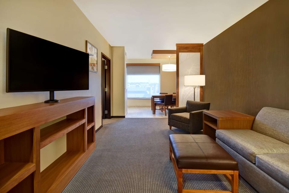 Photo of the whole room, On site