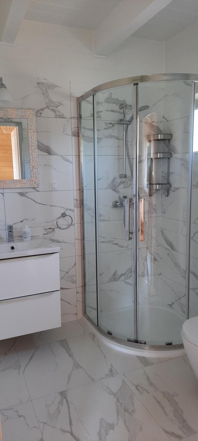 Szary domek nad jeziorem SEA & LAKE House in West Pomeranian Voivodeship, Poland