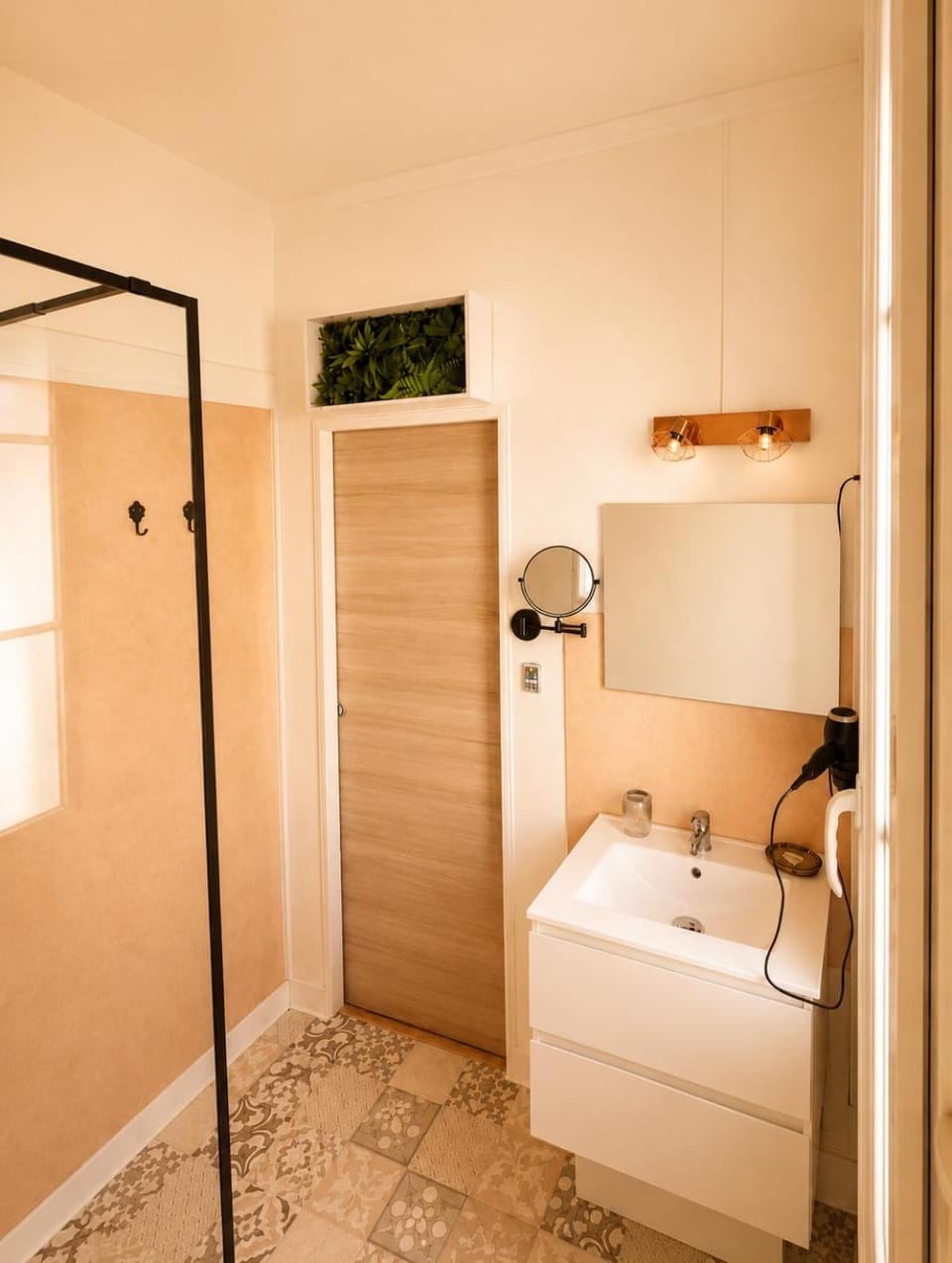 La Cour Du Puits, Chambre Darjeeling Vacation rental in Normandy